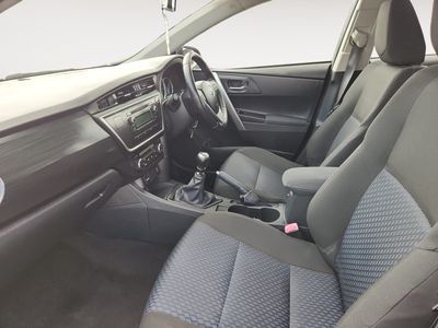 2015 Toyota Auris