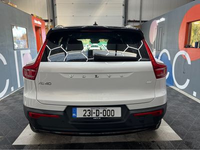 2023 Volvo XC40