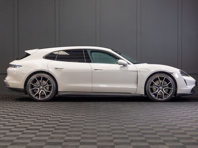 2023 Porsche Taycan