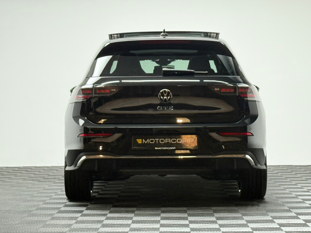 2025 Volkswagen Golf