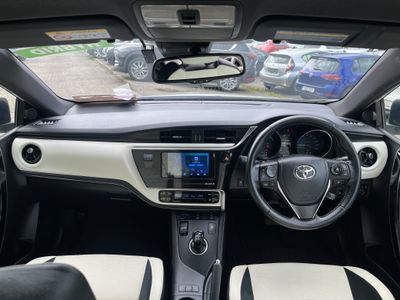 2018 Toyota Auris