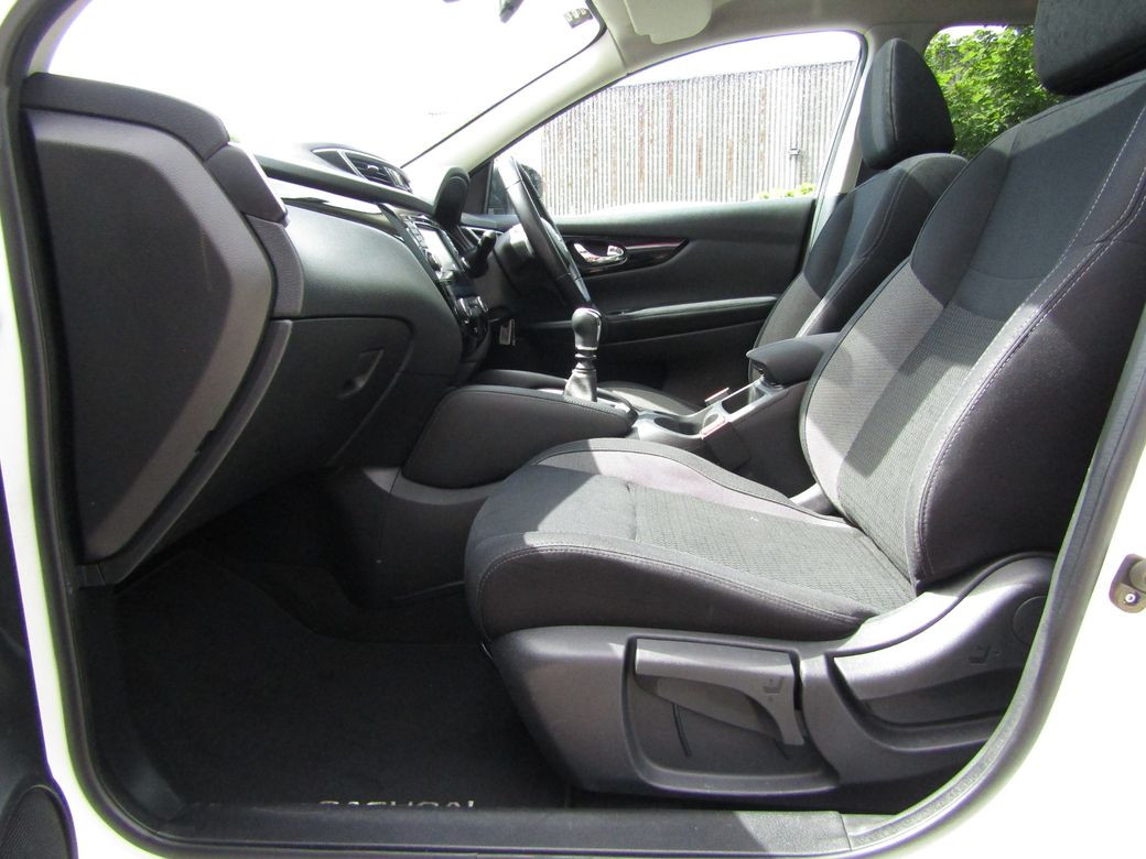 2017 Nissan Qashqai