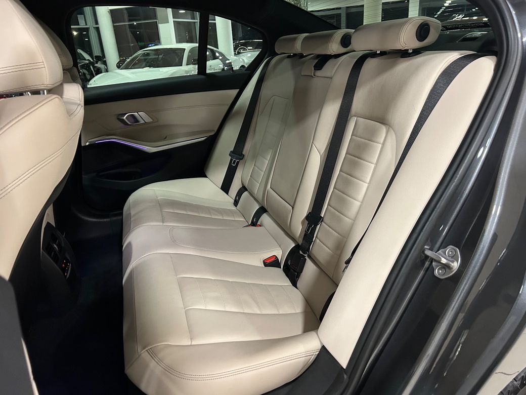2022 BMW 3 Series