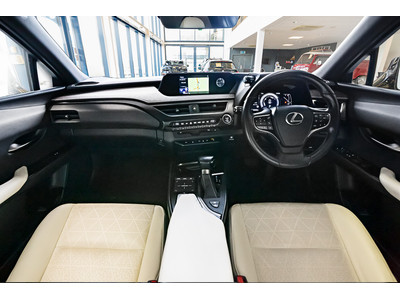 2022 Lexus UX 200H