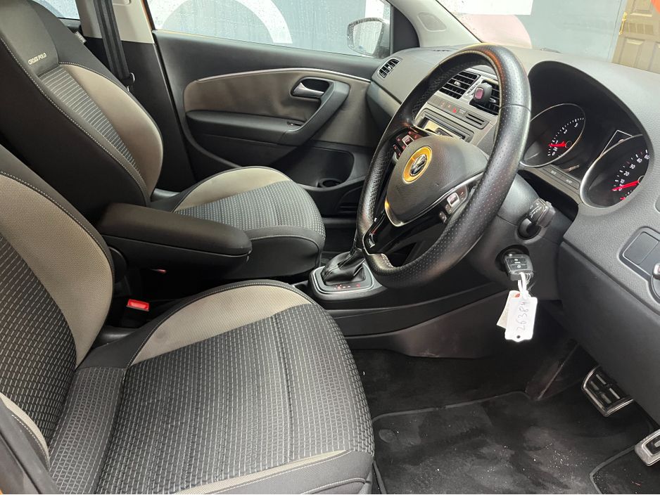 2016 Volkswagen Polo