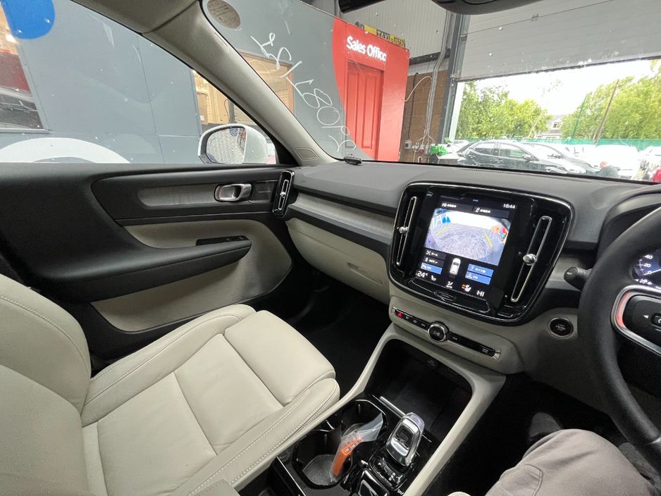 2021 Volvo XC40
