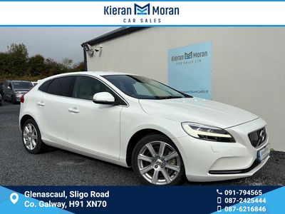 2019 Volvo V40