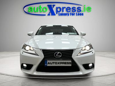 2015 Lexus IS 300h