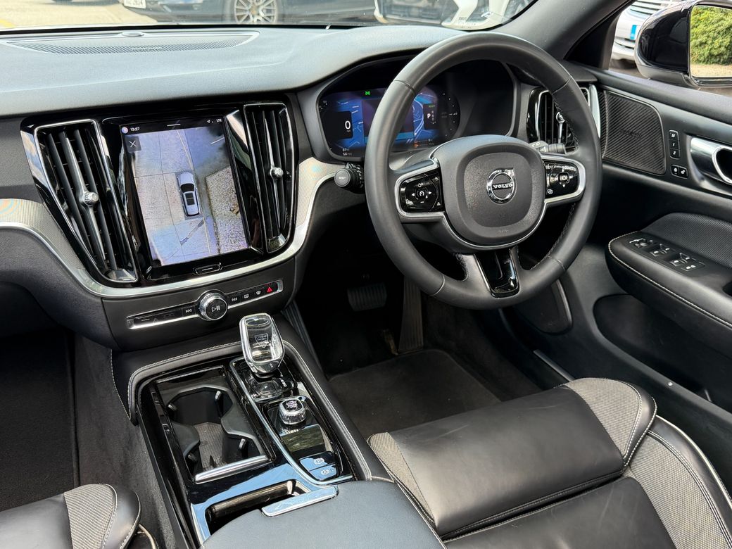 2022 Volvo V60
