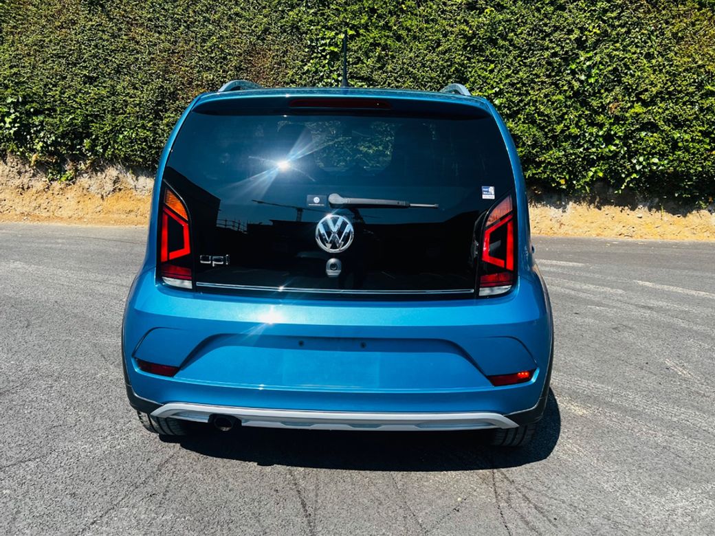 2017 Volkswagen up!