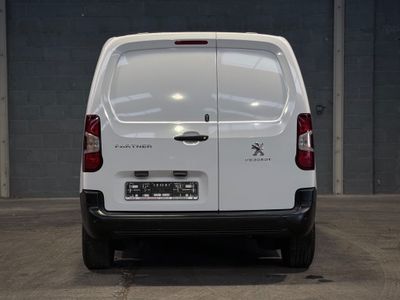 2023 Peugeot Partner