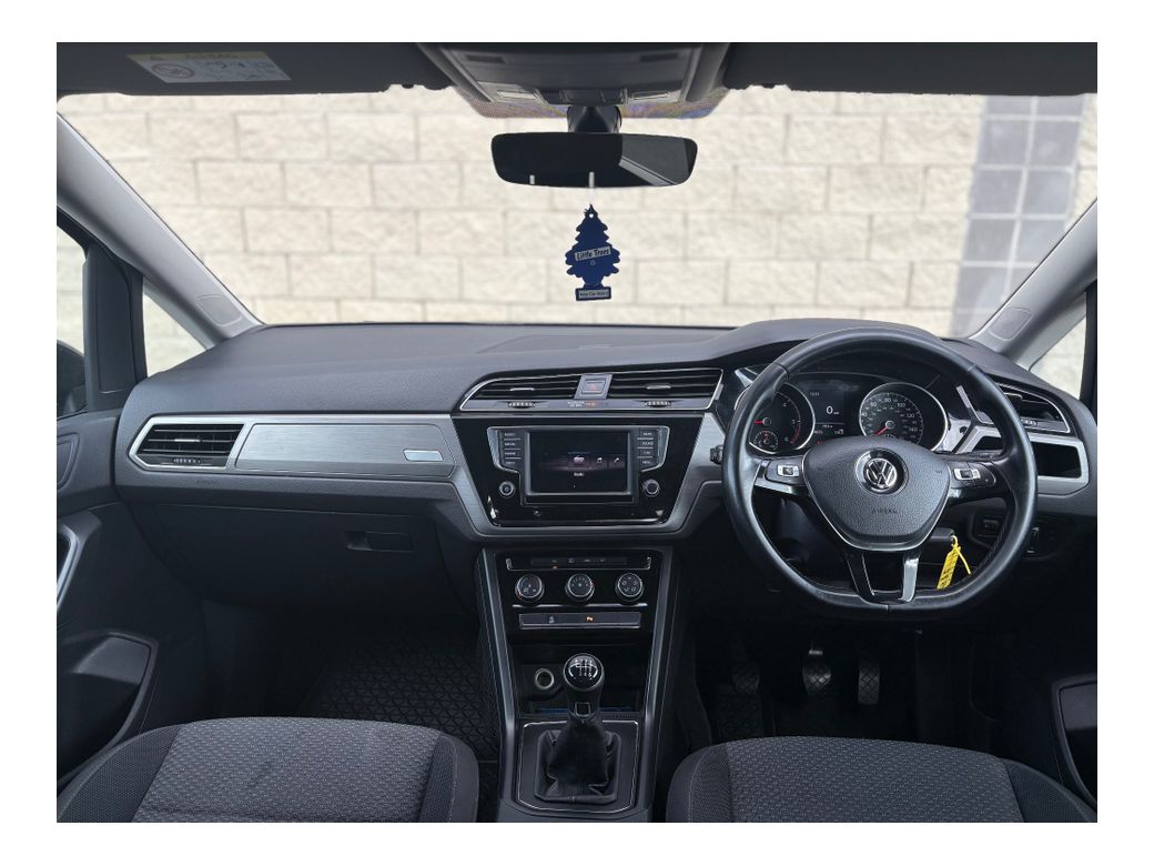 2016 Volkswagen Touran