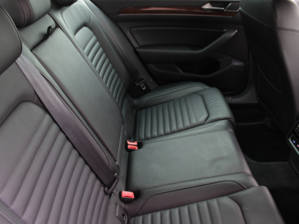 2018 Volkswagen Passat