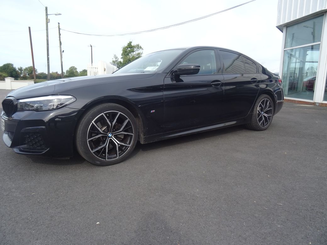 2021 BMW 520
