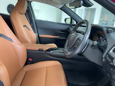 2021 Lexus UX 250H