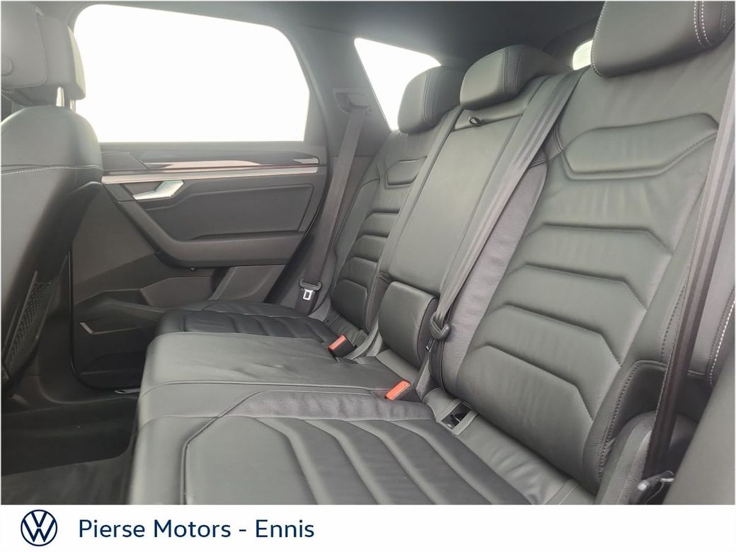 2023 Volkswagen Touareg