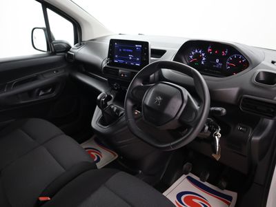 2021 Peugeot Partner