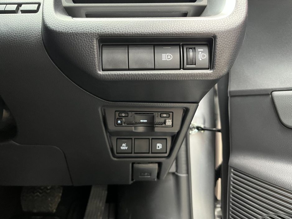 2025 Toyota Prius