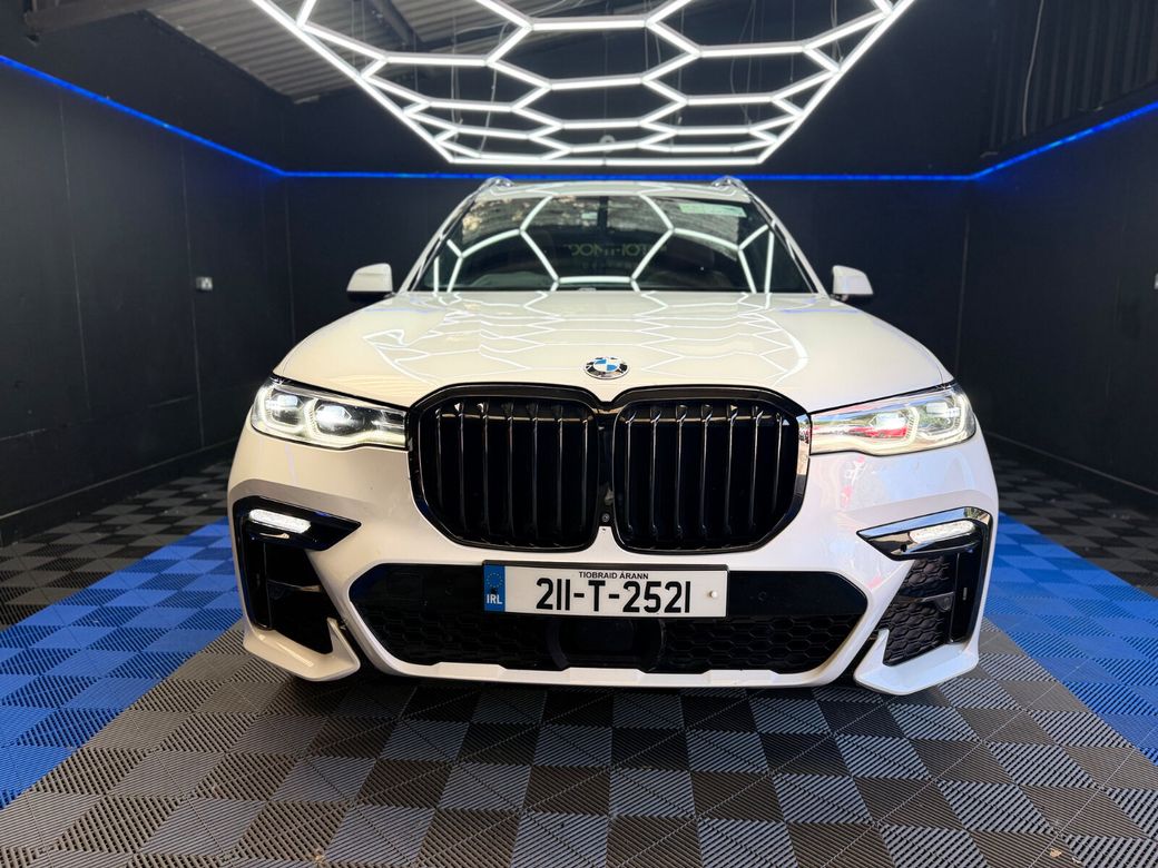 2021 BMW X7