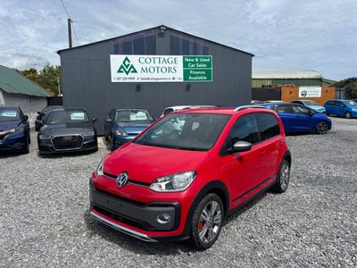 2017 Volkswagen up!