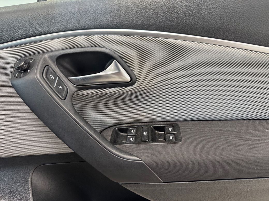 2017 Volkswagen Polo