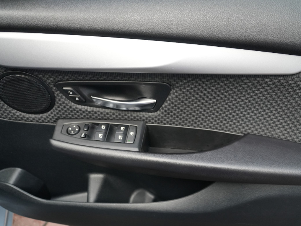 2016 BMW 218