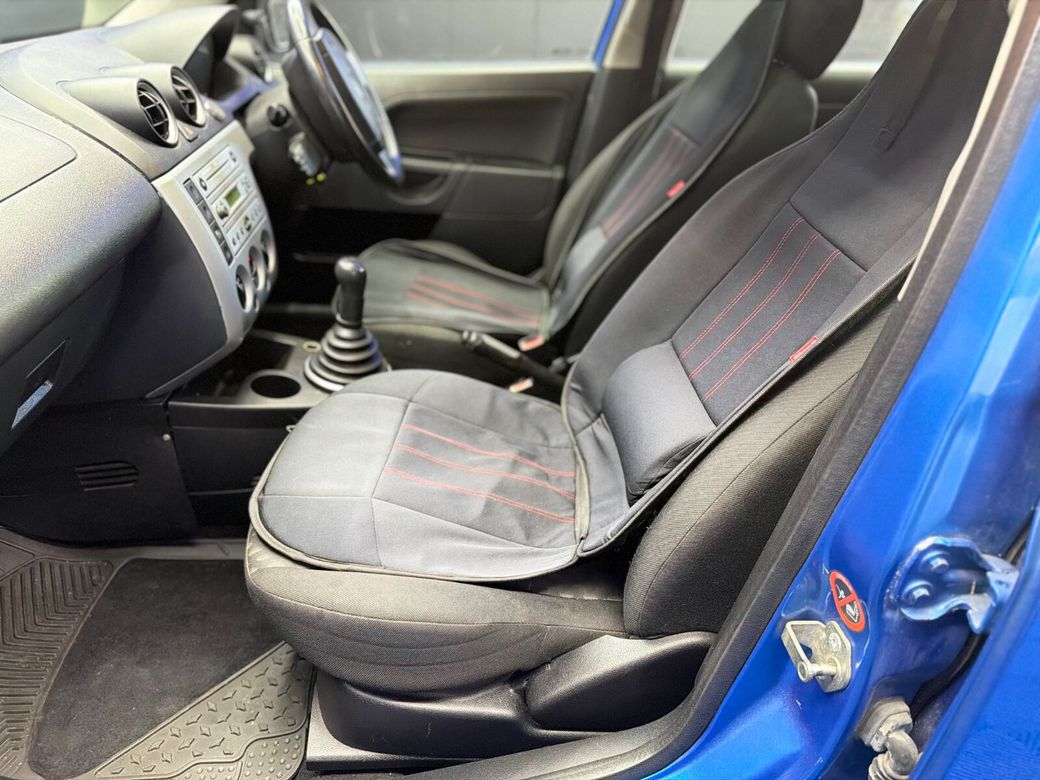 2005 Ford Fiesta