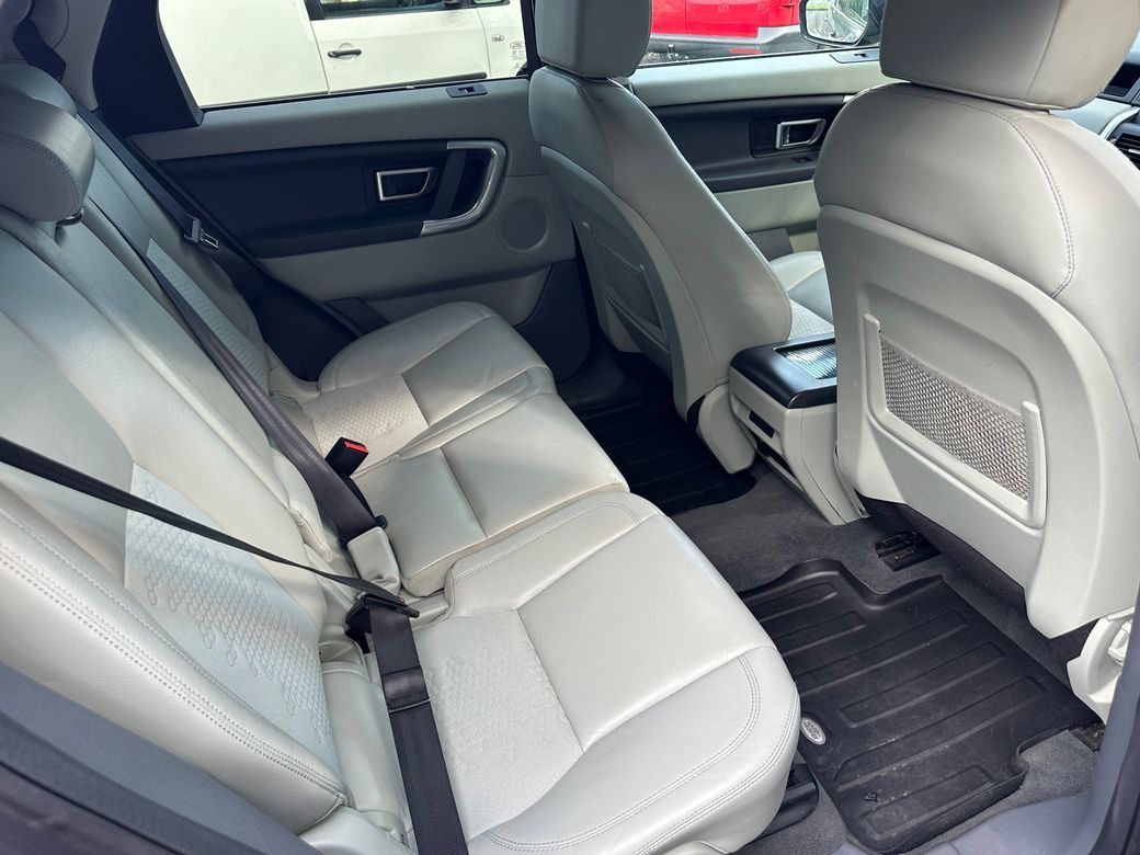 2016 Land Rover Discovery