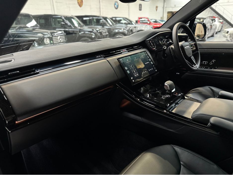 2026 Land Rover Range Rover Sport