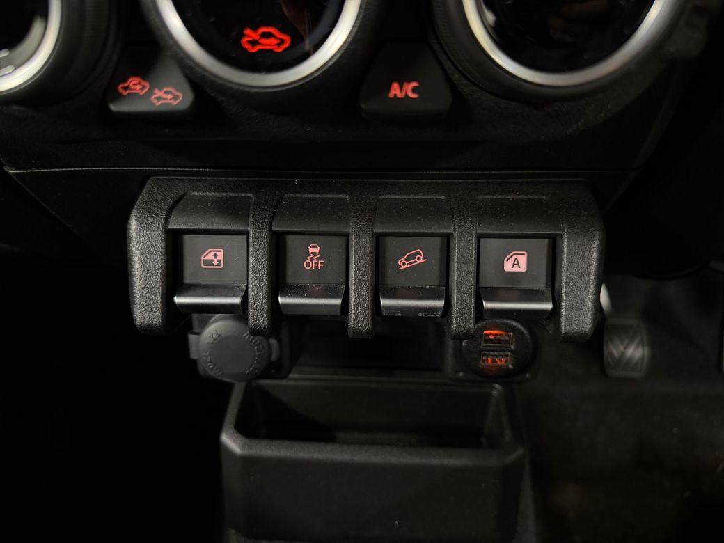 2023 Suzuki Jimny