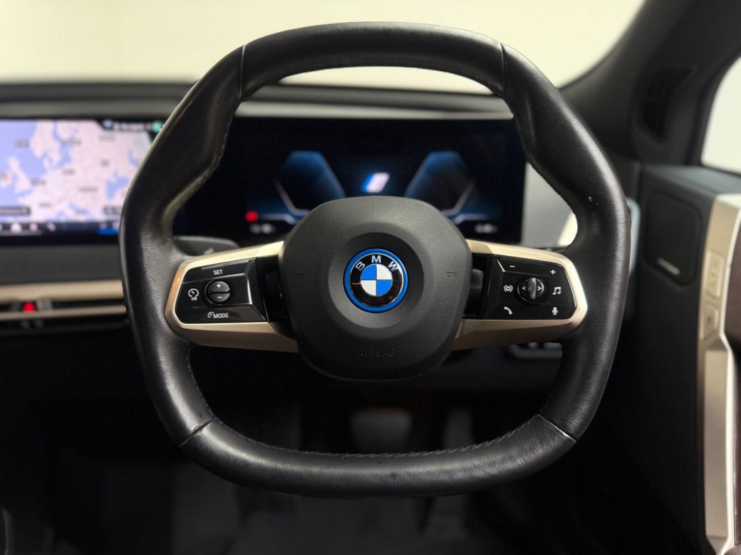 2024 BMW iX