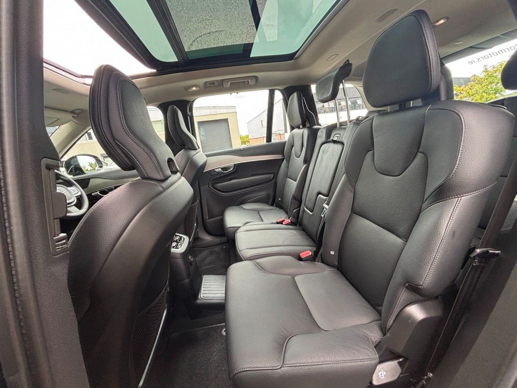 2023 Volvo XC90