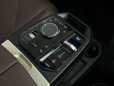2024 BMW iX