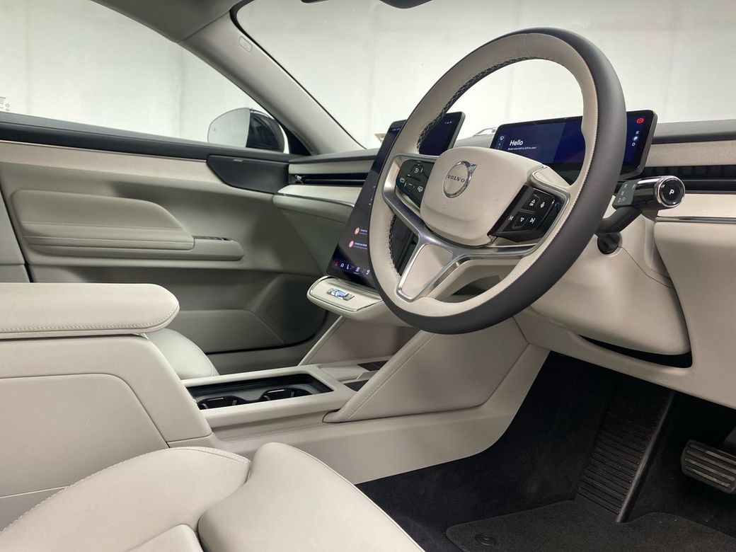2026 Volvo ES90
