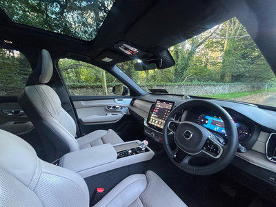 2025 Volvo XC90