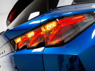 2025 Peugeot 5008