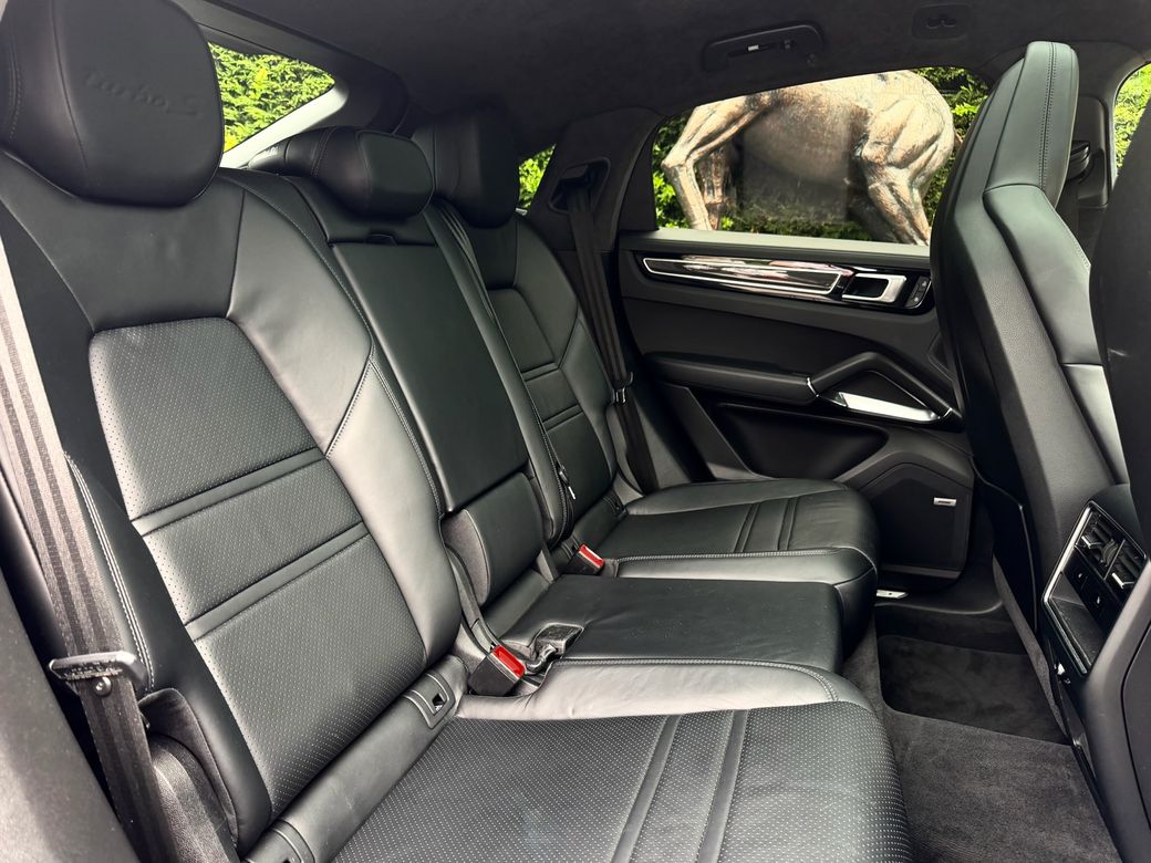 2022 Porsche Cayenne