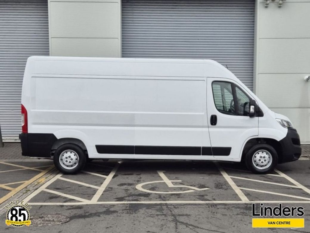 2023 Opel Movano