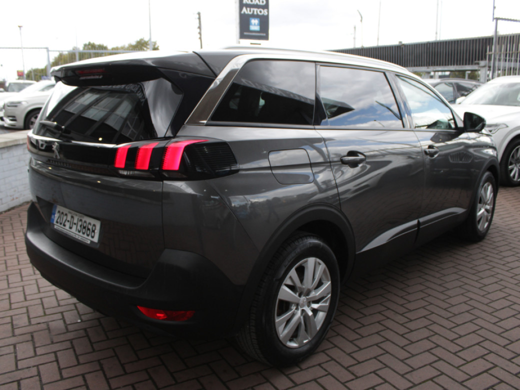 2020 Peugeot 5008