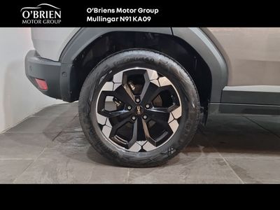 2025 Dacia Duster