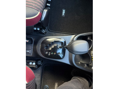 2017 Toyota Vitz