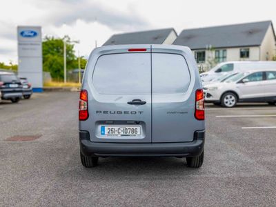 2025 Peugeot Partner