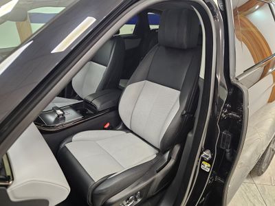 2025 Land Rover Range Rover Velar