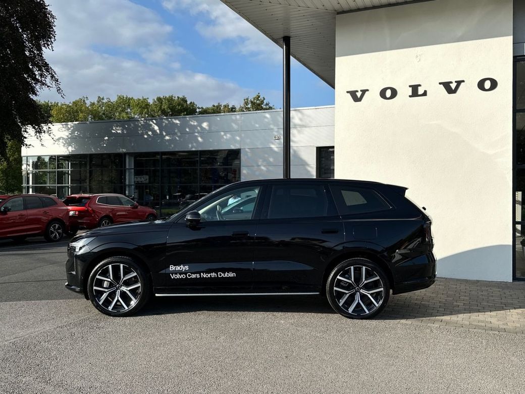 2026 Volvo EX90