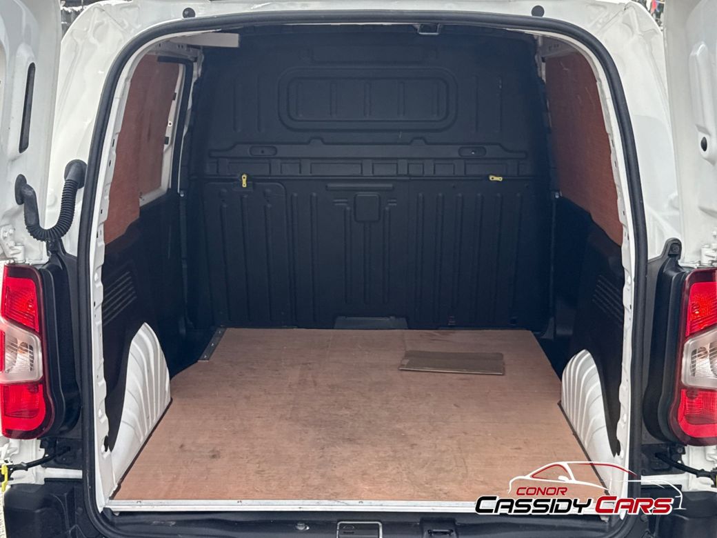 2021 Peugeot Partner