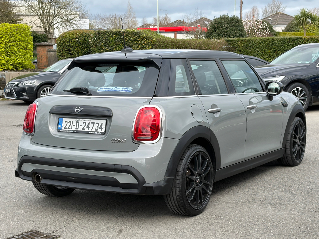 2022 Mini Hatch