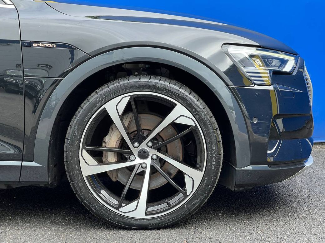 2021 Audi e-tron