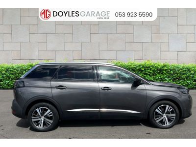 2022 Peugeot 5008