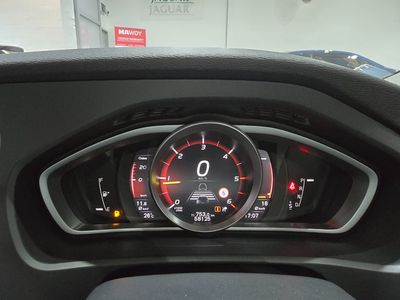 2018 Volvo V40