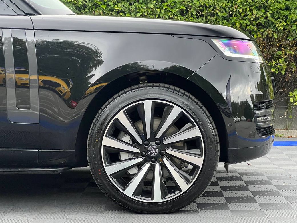 2025 Land Rover Range Rover